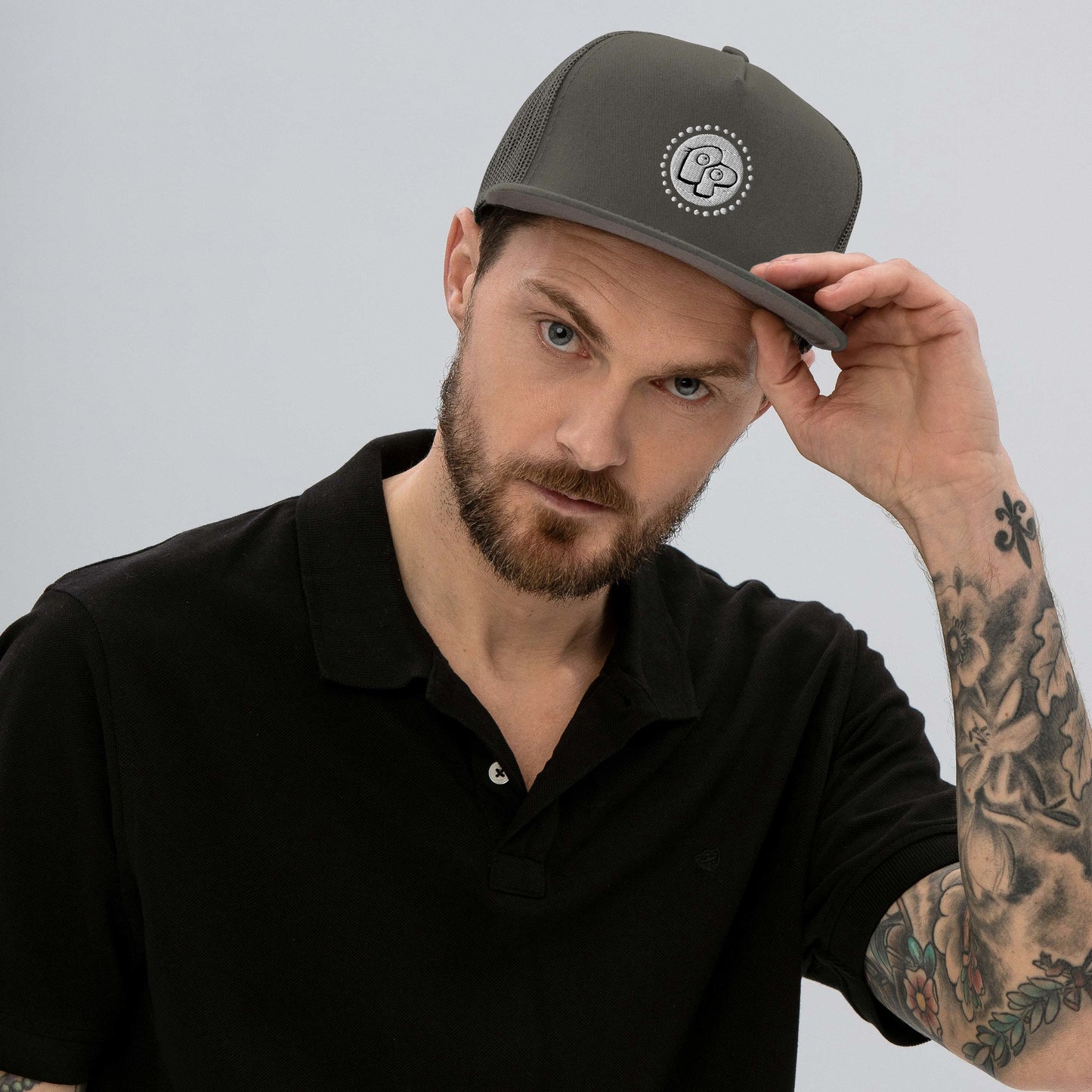 Poor Pleb 'Circle Logo' - Mesh Back Snapback